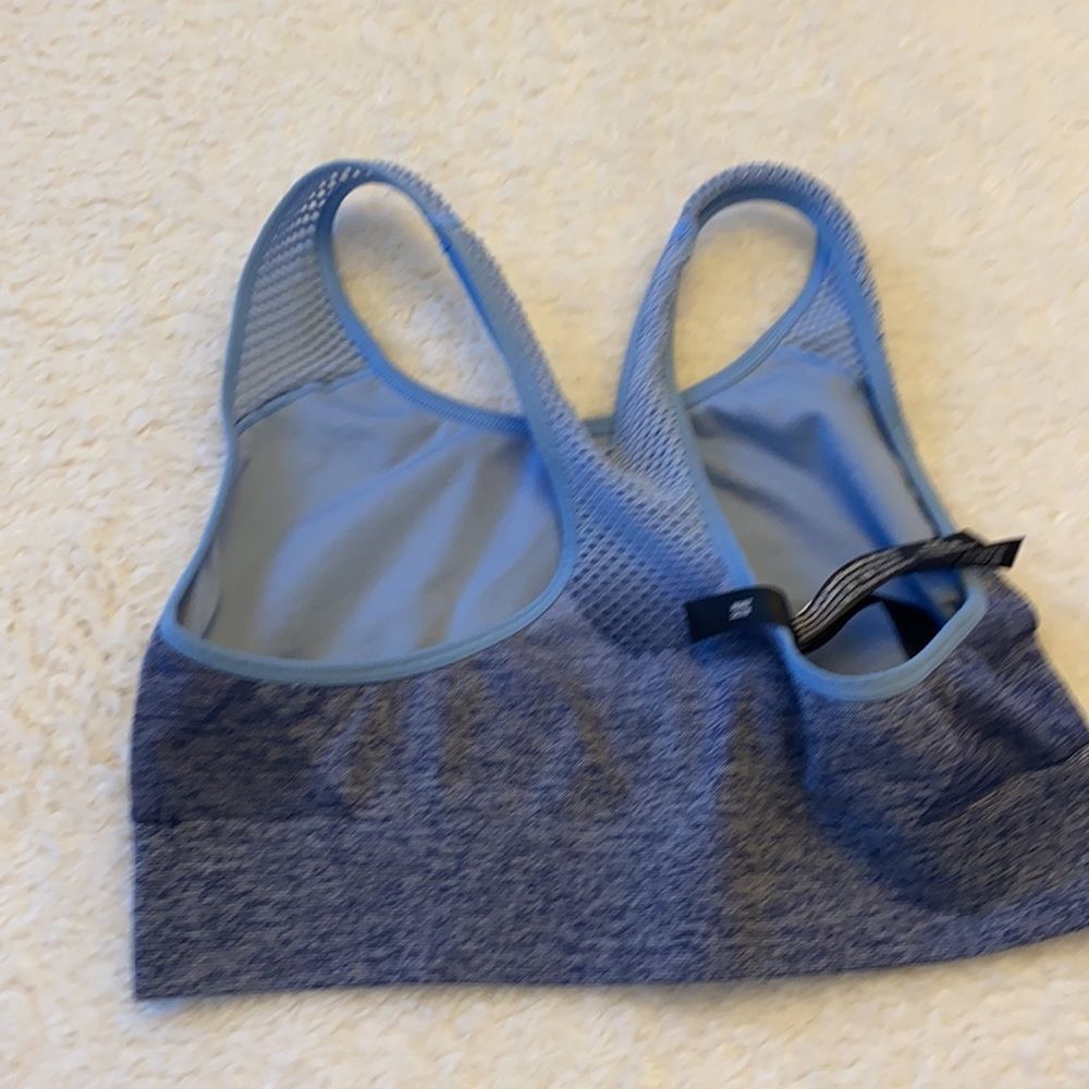 Pink Victoria’s Secret seamless lightly lined bra size medium - Picture 6 of 7